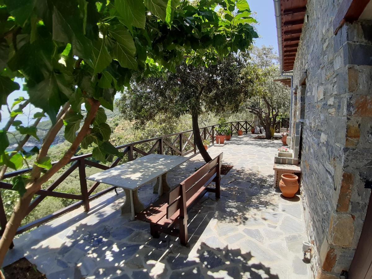 Villa Limnionas Sunview Xorychti Esterno foto